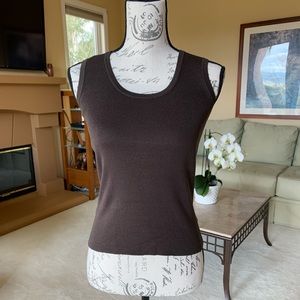 Ann Taylor Sleeveless Top in Dark Brown